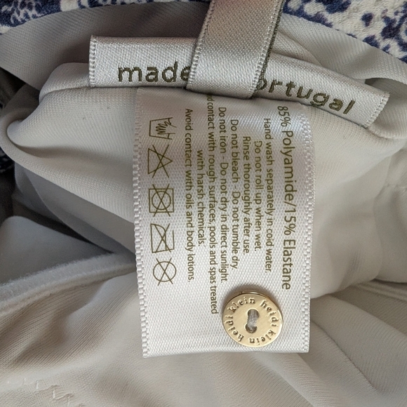 Heidi Klein Kenya Button Scalop Halter Swim Suit sz M (US 6) - Picture 10 of 10